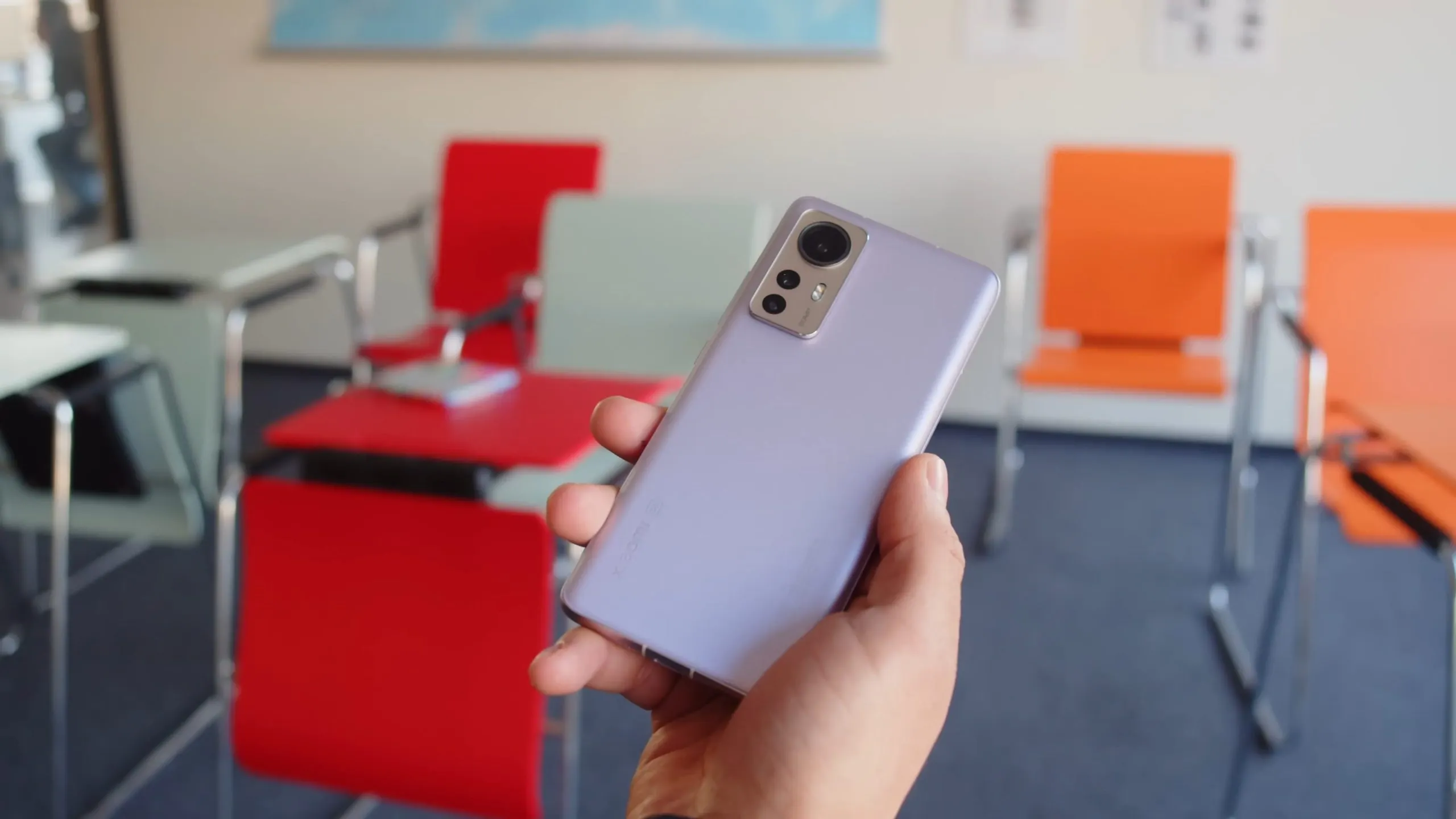 Хитовый флагман Xiaomi подешевел до безобразия. За модель в хорошей комплектации просят копейки