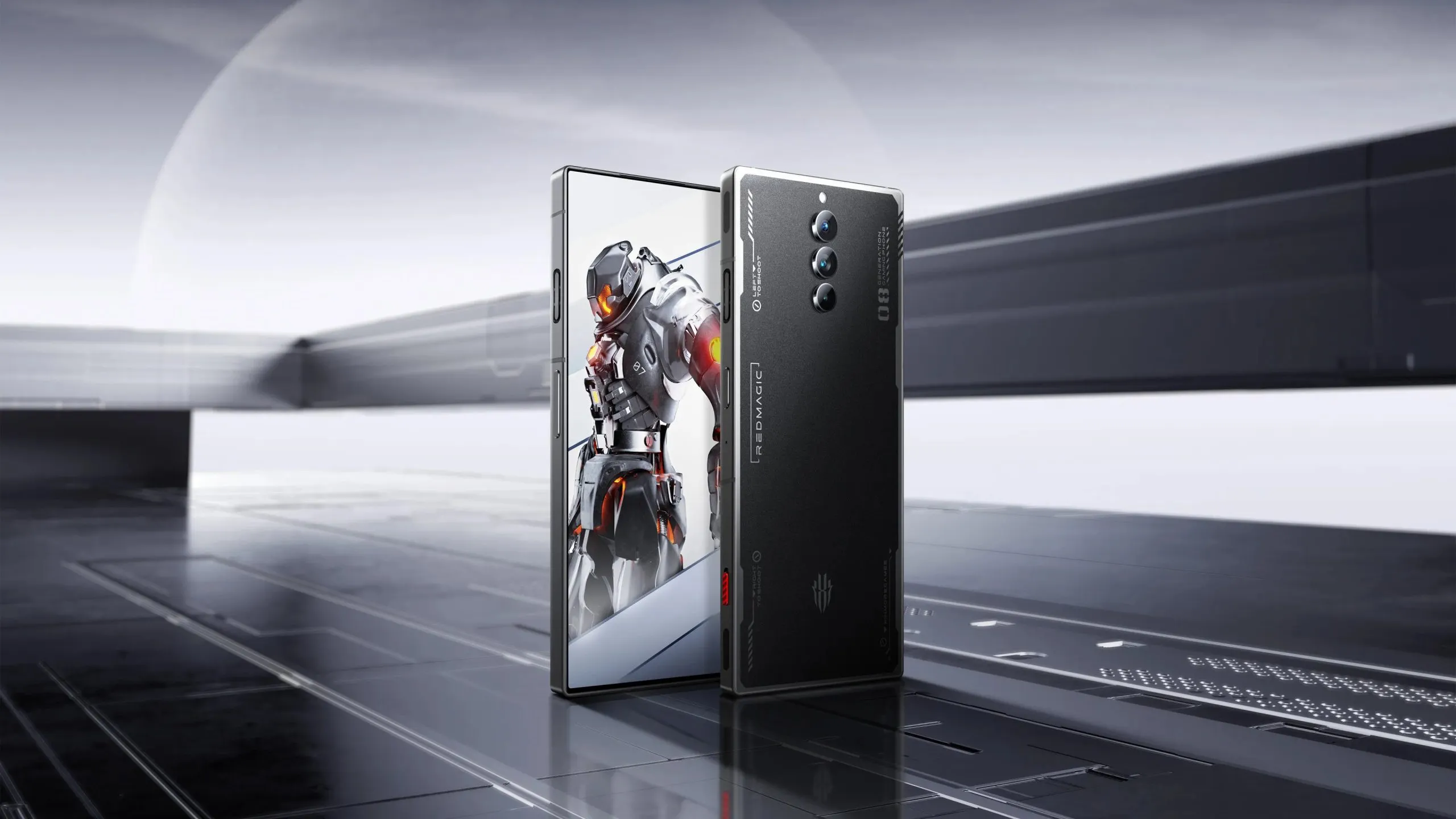 ZTE Nubia Red Magic 8 Pro — игровой смартфон со встроенным кулером. Чем он еще хорош и где его брать?