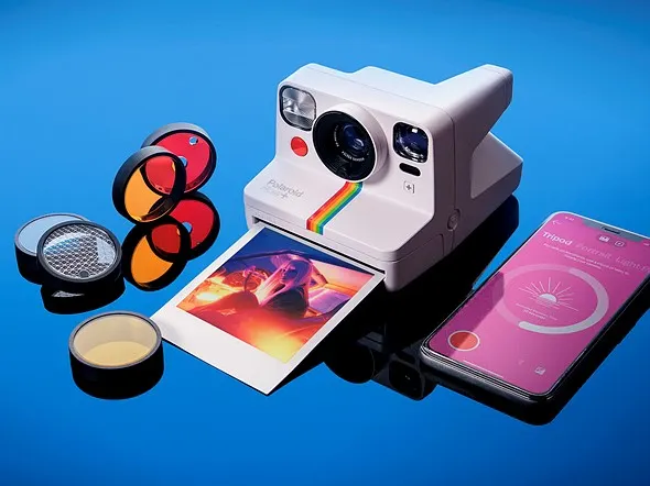 Легендарный Polaroid упал в цене на Али. Топовый гаджет для любителей ламповых фотокарточек