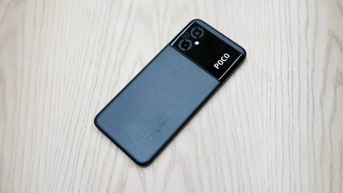 Лучший бюджетник Xiaomi Poco сливают за копейки в России. Такое предложение не стоит упускать