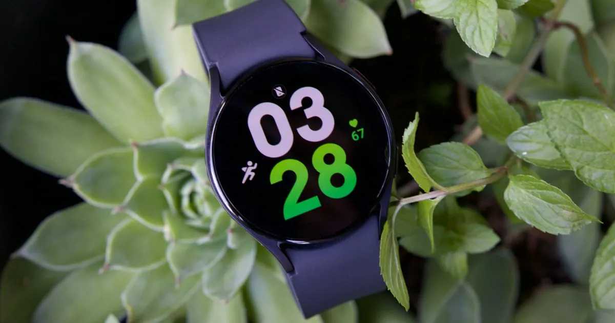 Samsung Galaxy Watch5 радикально подешевели в России. Это самые выгодные смарт-часы бренда