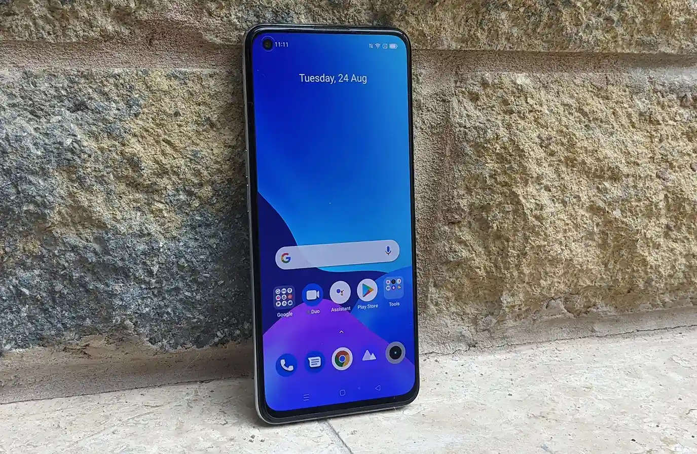 Этот Realme все еще чертовски крут за свои деньги. Легендарный субфлагман окончательно обесценился