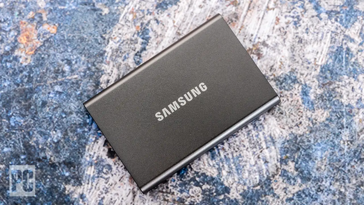 Топовый SSD от Samsung на 1 ТБ сливают за смешные деньги на Маркете. Так дёшево он никогда не стоил