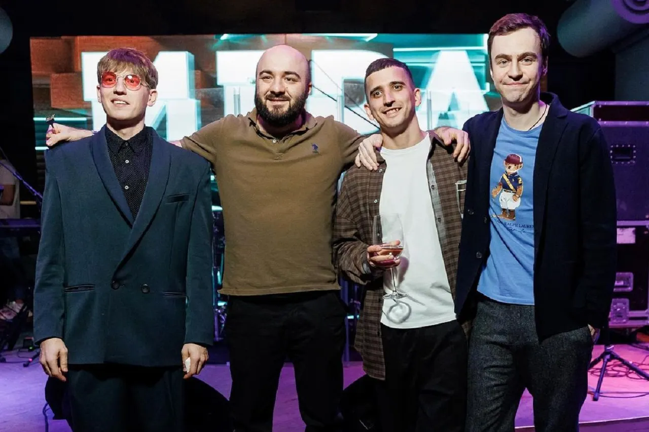 Звезда Stand Up на ТНТ мечтает попасть к Дудю *. Комик неделями загоняется из-за новых интервью
