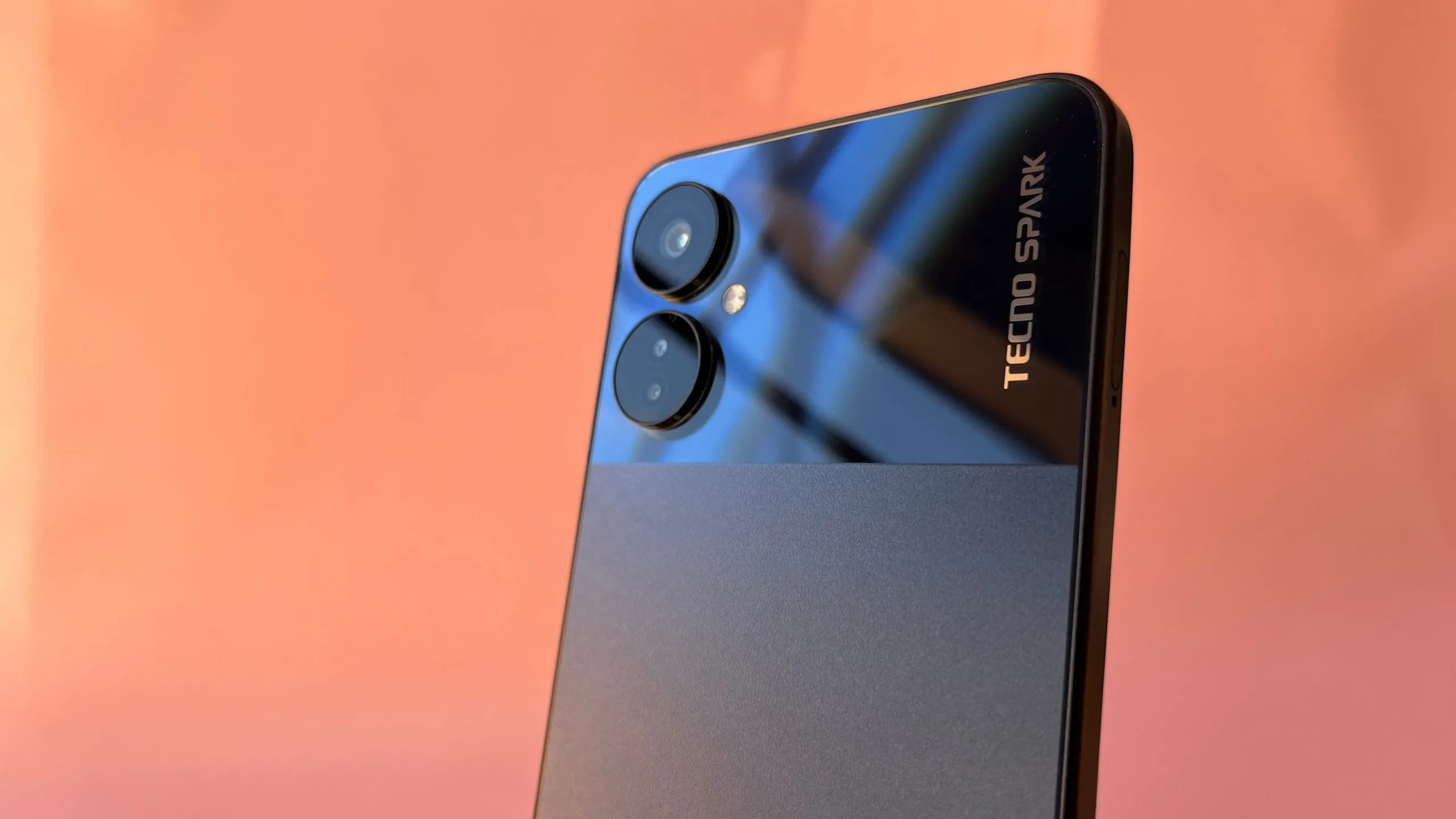 Плюсы и минусы Tecno Spark 9 Pro. Один из лучших смартфонов за 10 тысяч рублей (+розыгрыш)
