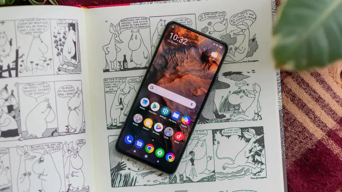 Об этом Xiaomi Poco все забыли, а зря. Народный флагман окончательно обесценился