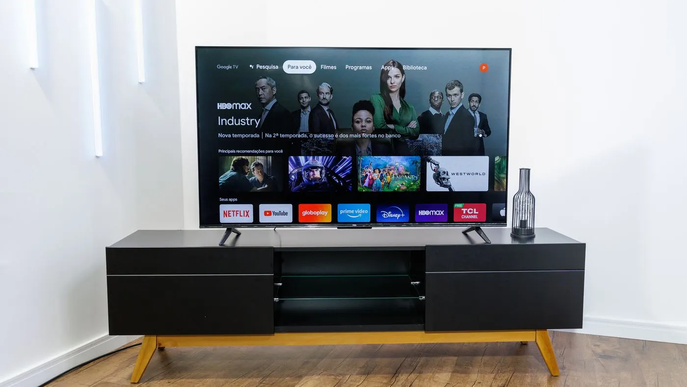 Лучшие предложения в России. 4K-телевизор TCL и другие хиты