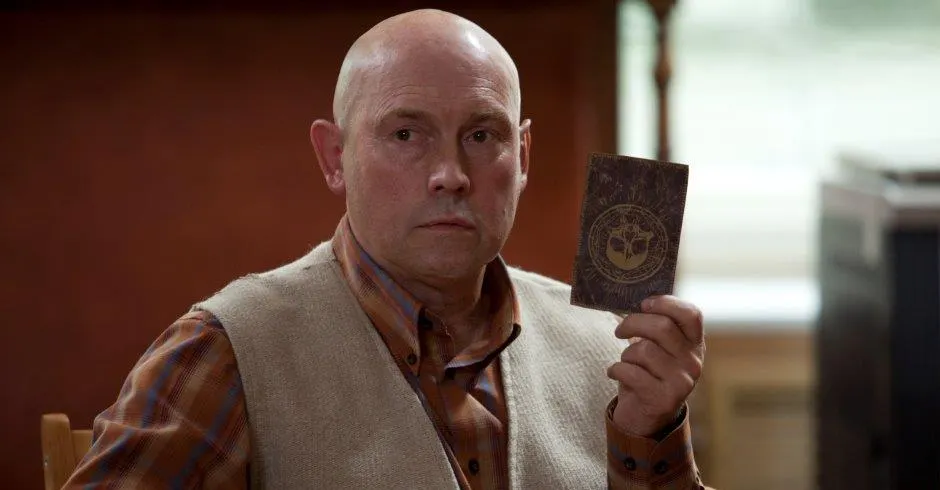 6 странных российских сериалов. От мистики с Сухоруковым до абсурдного детектива