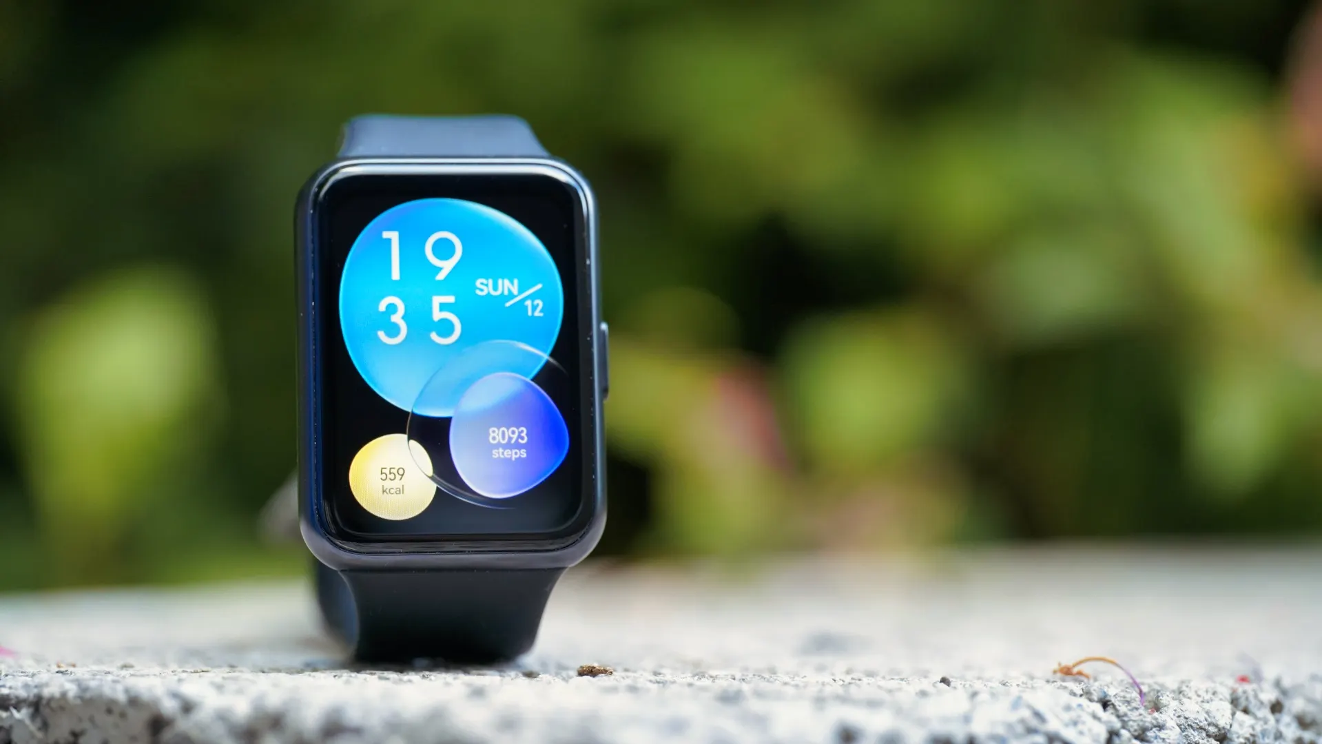 Самое время брать Huawei Watch Fit 2. Лучшие часы бренда отдают за бесценок
