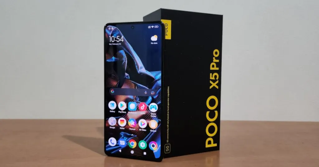 Главный середняк Xiaomi Poco обесценился на Али. Вариант с крутой камерой и шикарным экраном