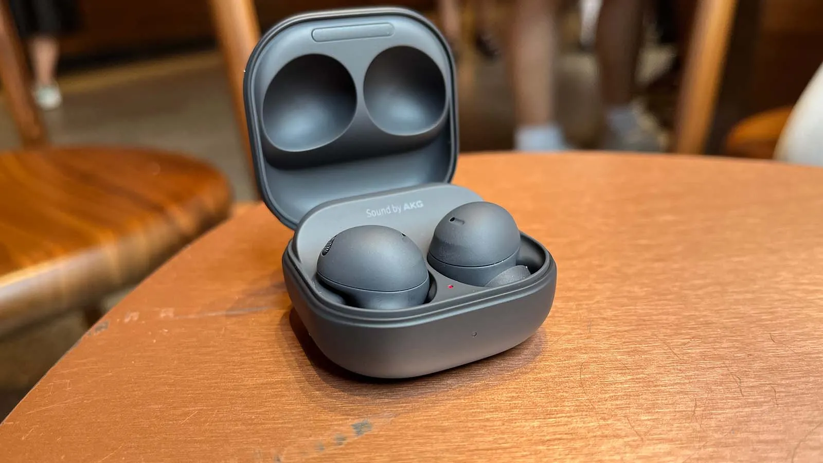 Samsung Galaxy Buds2 Pro — главные наушники бренда. Они снова подешевели в России