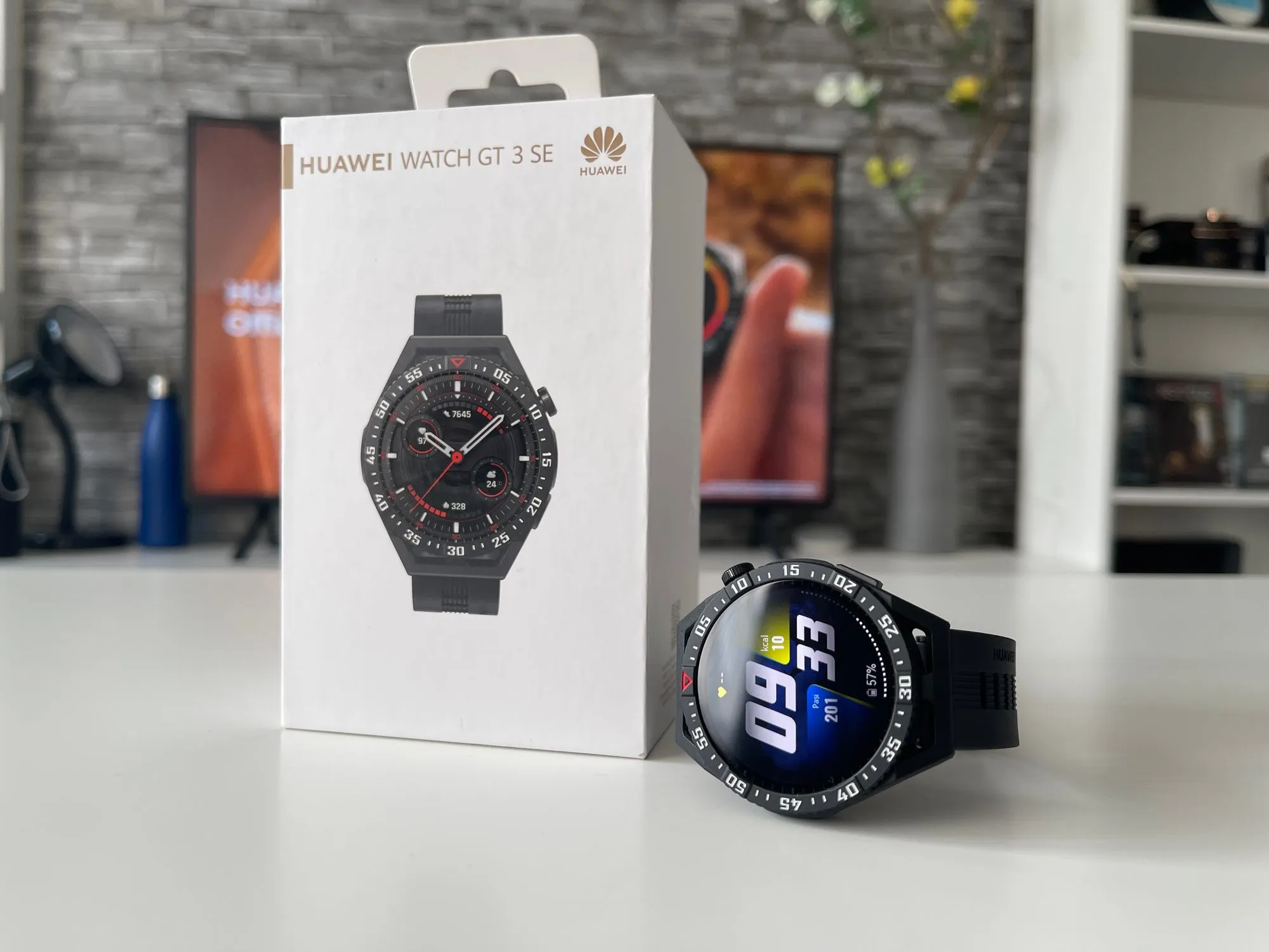 Эти смарт-часы Huawei — настоящие убийцы Apple Watch SE. Стоят недорого, умеют почти все