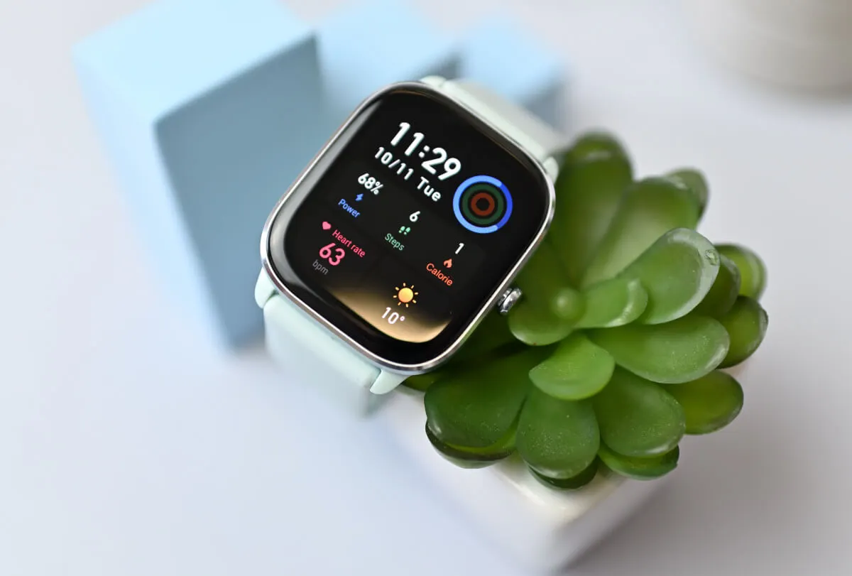 Amazfit GTS 4 mini подешевели в России. Это компактные смарт-часы с кучей крутых фишек