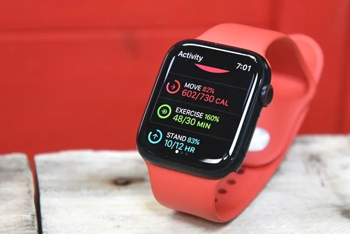 Apple Watch SE 2 здорово подешевели в России. Это самые выгодные смарт-часы Apple