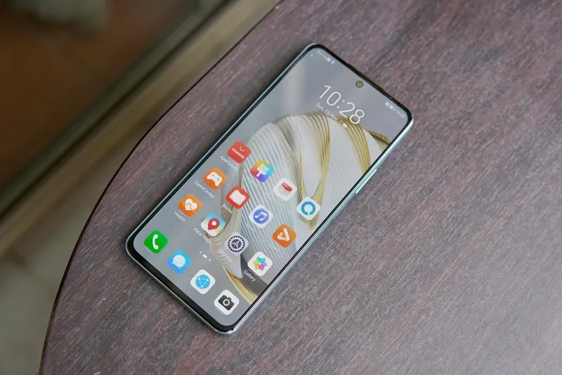 Тройка лучших предложений в России. Huawei Nova 10 SE, беспроводная колонка и ТВ-приставка
