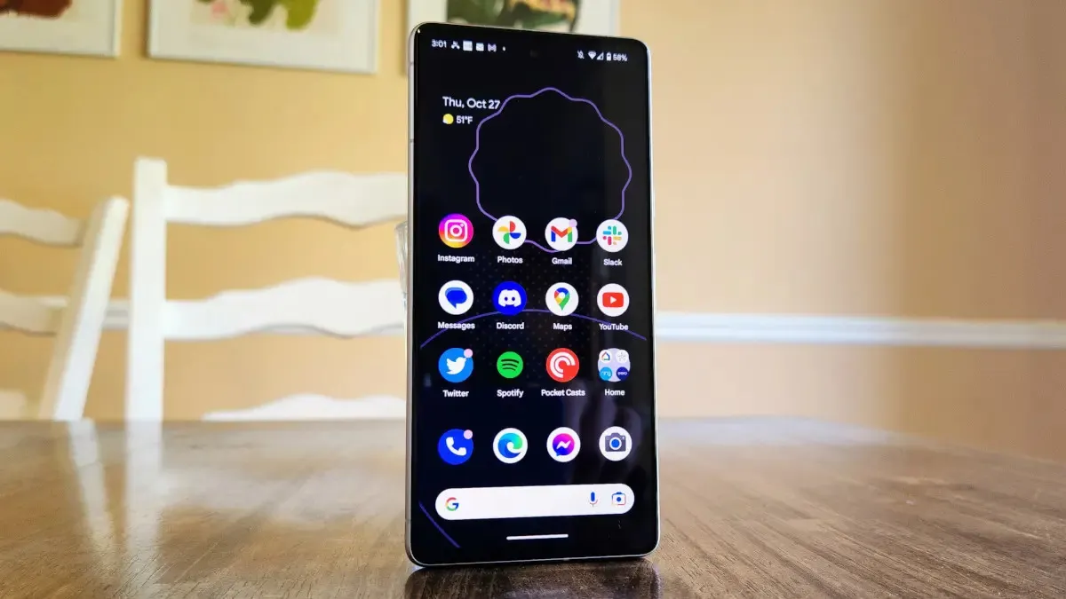 Google Pixel 7 еще можно забрать по адекватной цене. Это один из лучших камерофонов на рынке