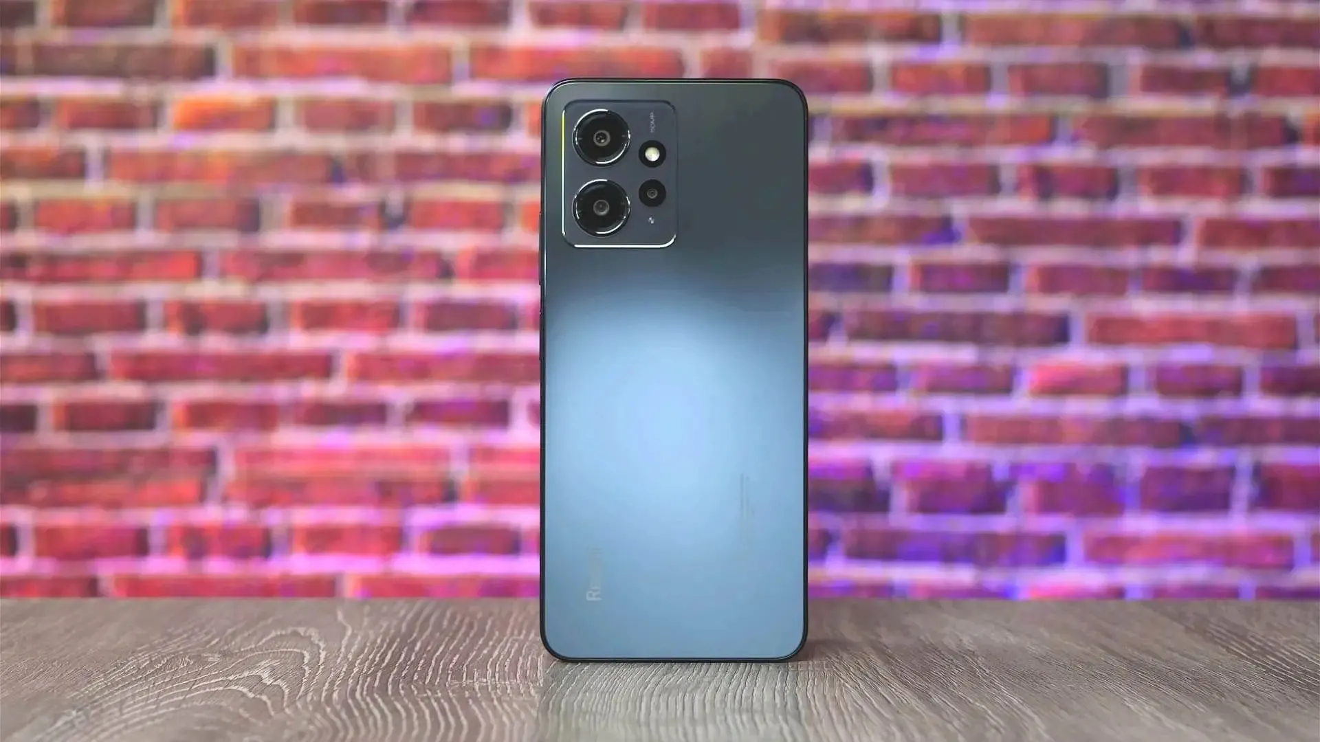 Xiaomi Redmi Note 12 4G — новый бюджетный хит. Его отдают по оптимальной цене в России
