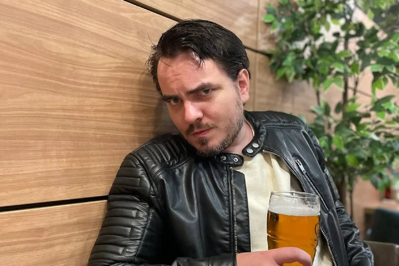 Илья Мэддисон назвал шаурму и KFC здоровым питанием. У легенды YouTube есть два аргумента