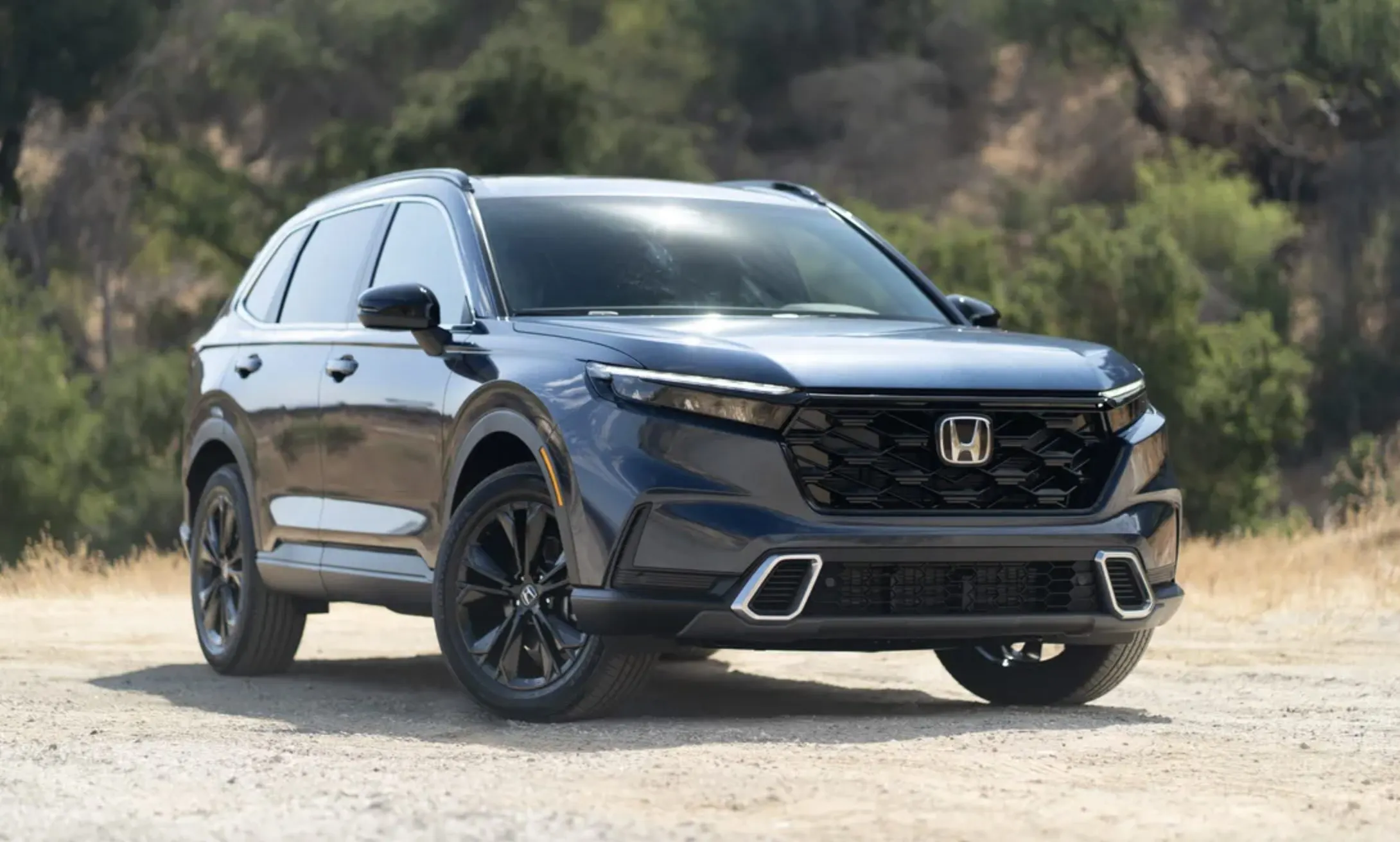 Свежайший Honda CR-V приехал в Россию. Новейший кроссовер можно взять за разумные деньги