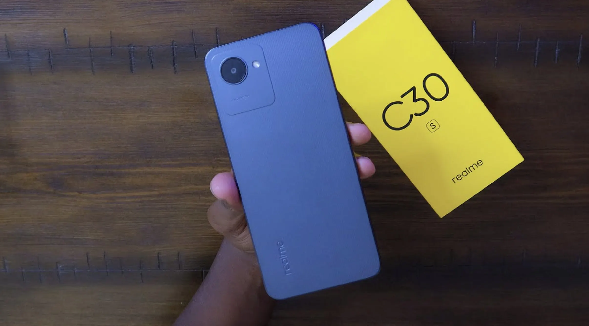 У Realme есть бюджетный король, о котором мало кто знает. Он стоит копейки, но умеет всё