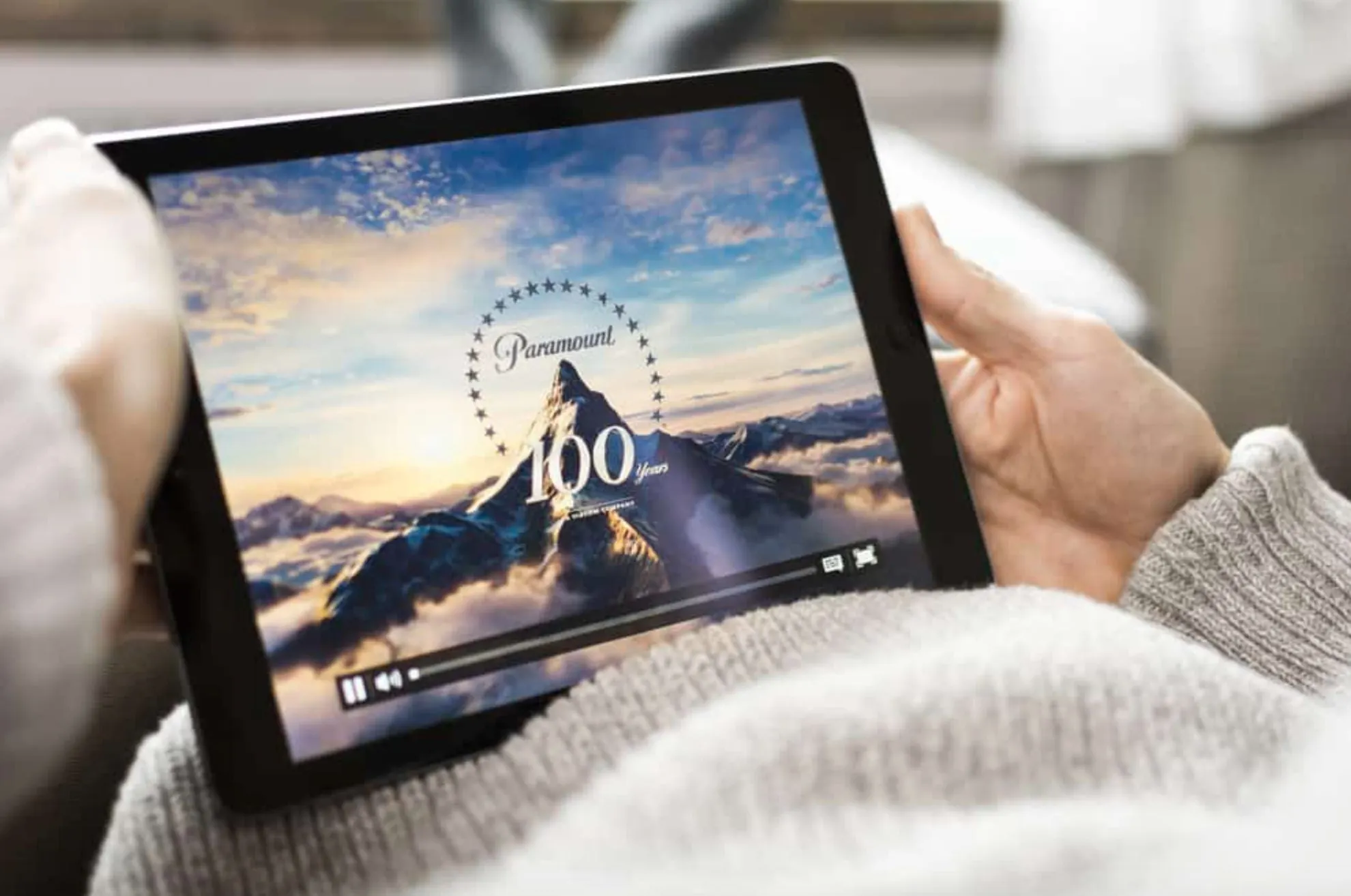 На iPhone и iPad можно загружать торренты. Как бесплатно прокачать свой девайс?