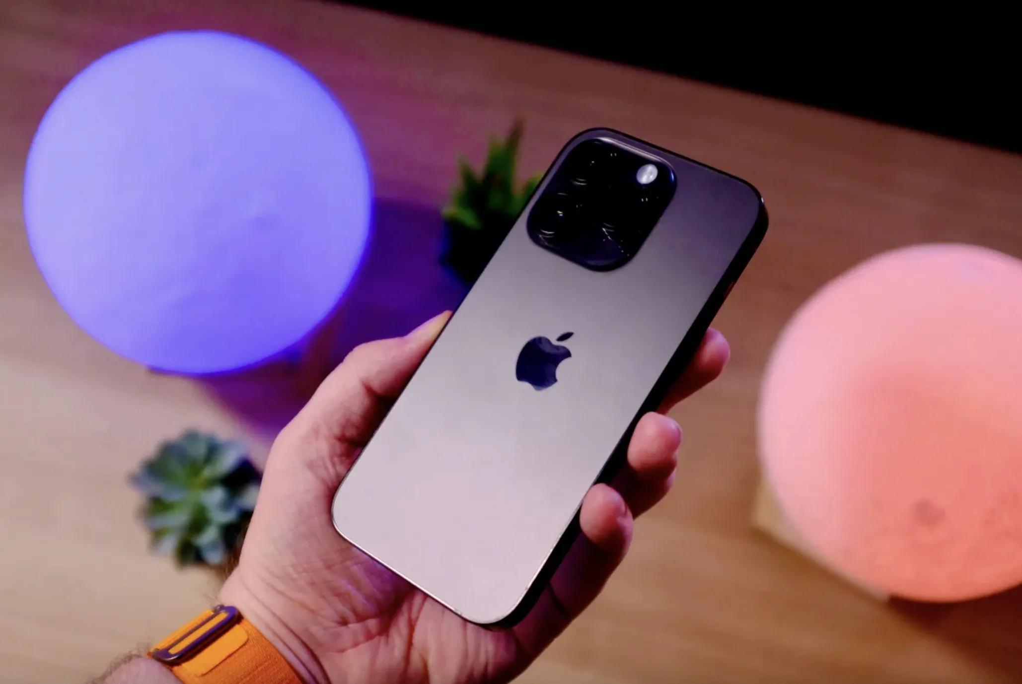iPhone 14 Pro экстренно подешевел. Цены откатились до уровня 2022 года