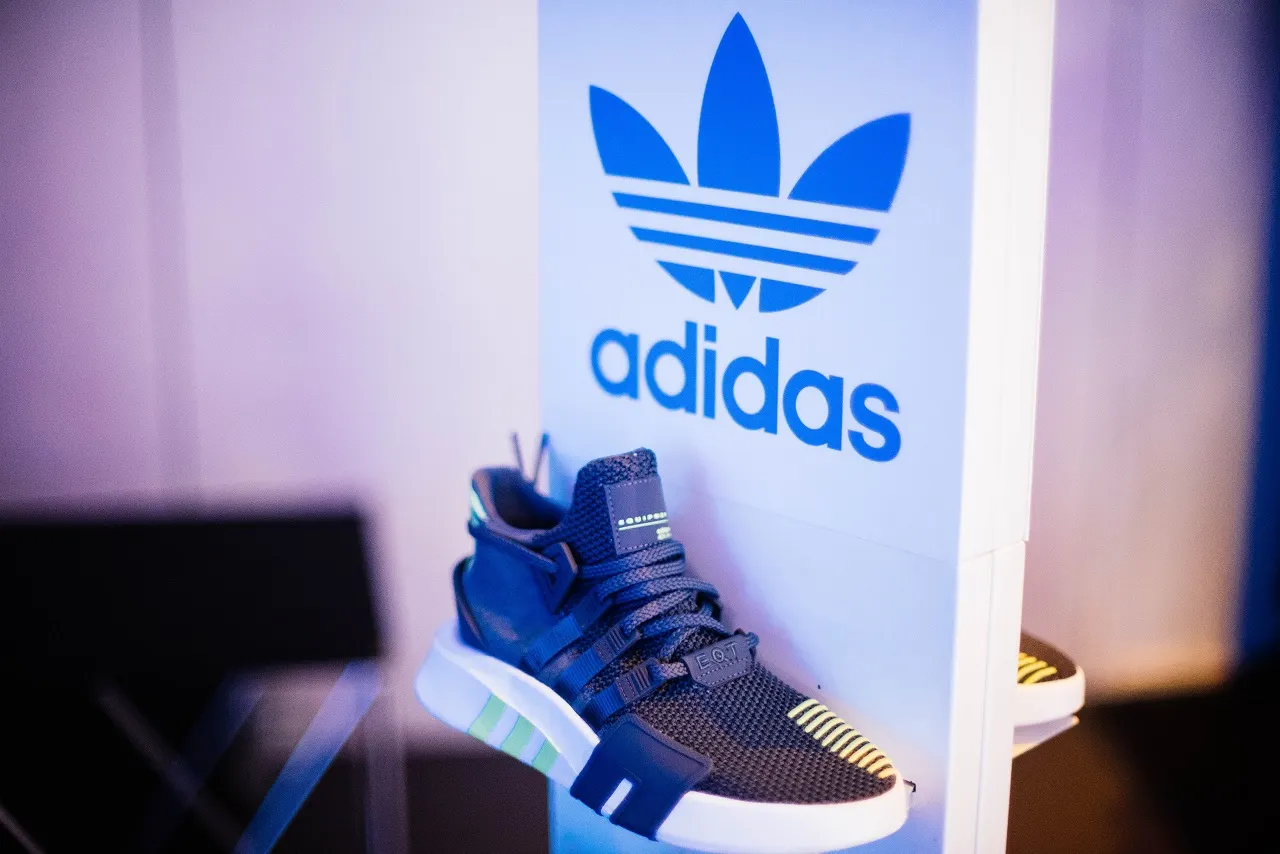 Что появится в России на месте магазинов adidas? Возможно, точки перезапустят по примеру Zara