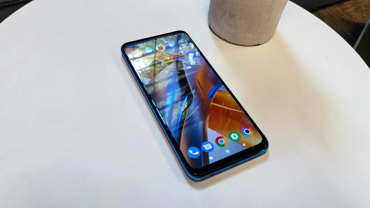Самый сбалансированный бюджетник Xiaomi Poco рухнул в цене. Хватаем, пока он есть в наличии