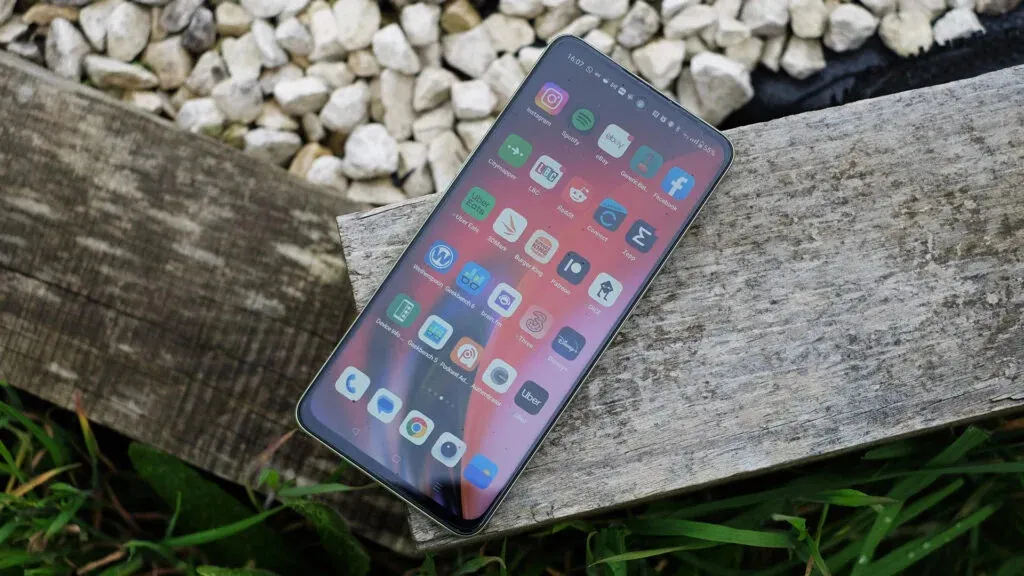 Главный середняк OnePlus обесценился на Али. Теперь его точно стоит брать
