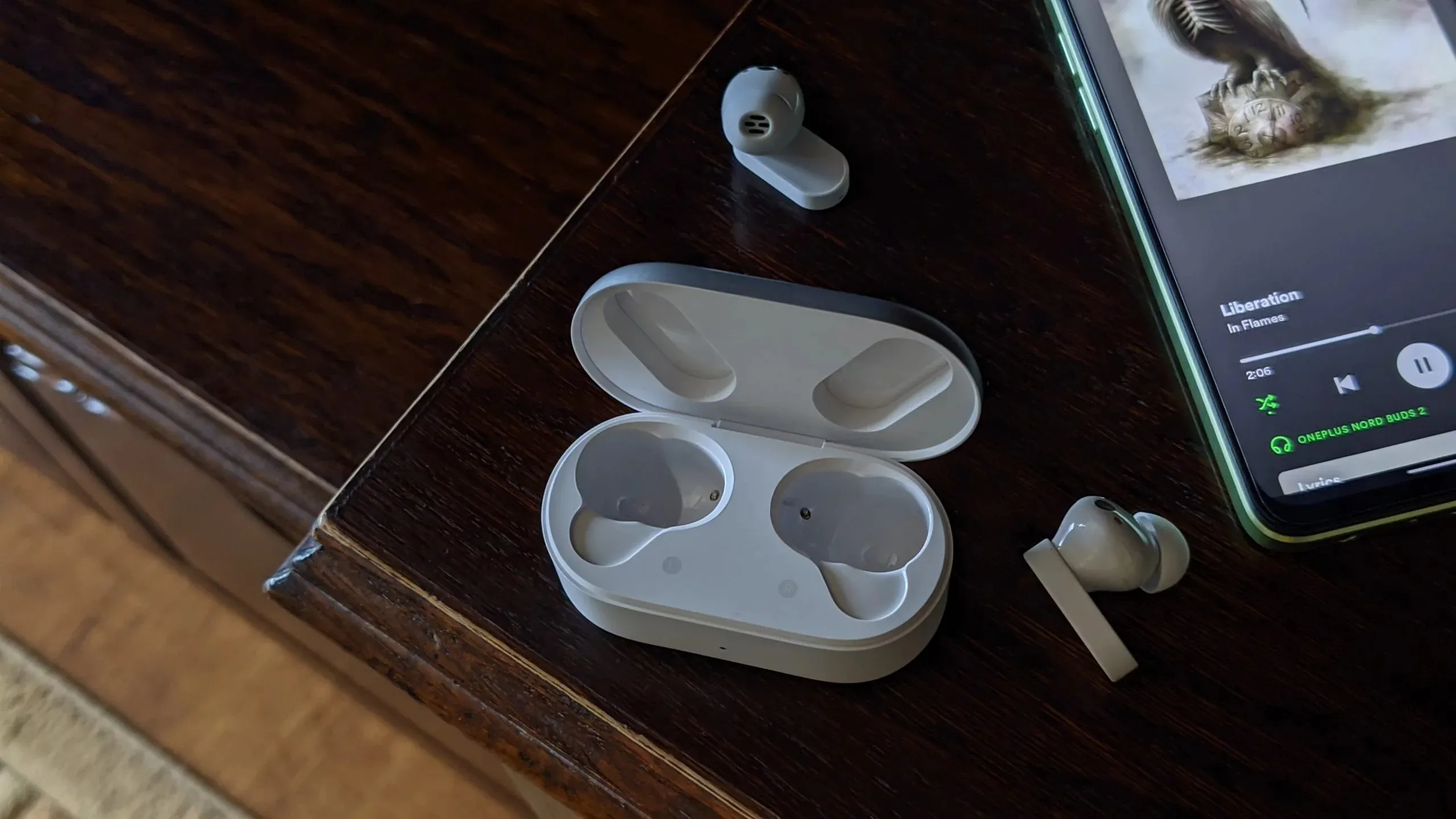 Хитовые наушники OnePlus сливают за бесценок. Это лучшие TWS-бюджетники на рынке