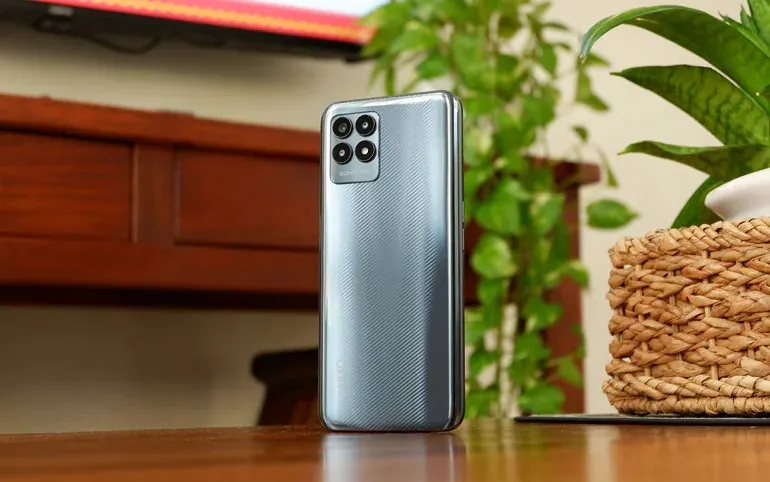 Забытый хит Realme окончательно обесценился. Сбалансированный вариант для самых экономных