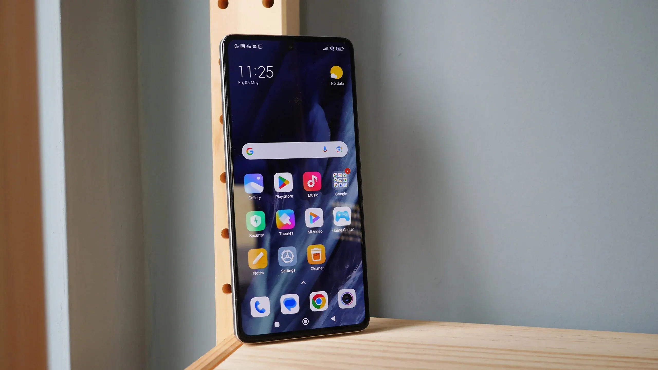 Этот Xiaomi — настоящий король среднебюджетников. Его сейчас сливают за бесценок