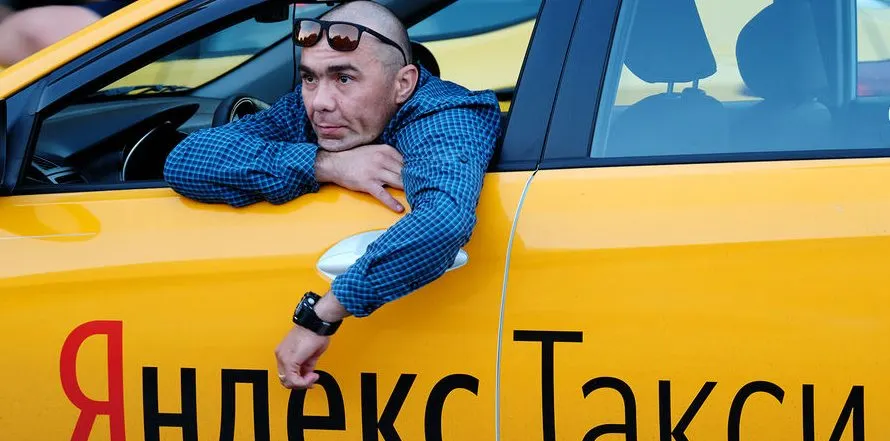 Почему таксистов называют огурцами, уксусами и грачами? Объясняем странные клички