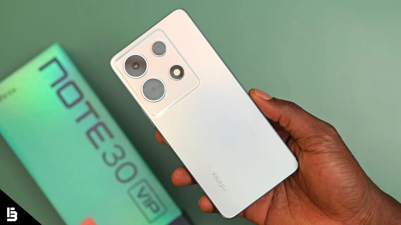 Неизвестный смартфон разносит Xiaomi Redmi Note 12 Pro 5G. Девайс уже есть в России