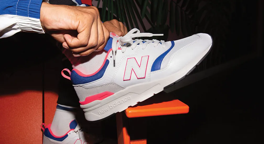 Кроссовки от New Balance обесценились на Joom. В России эта обувь стоит гораздо дороже