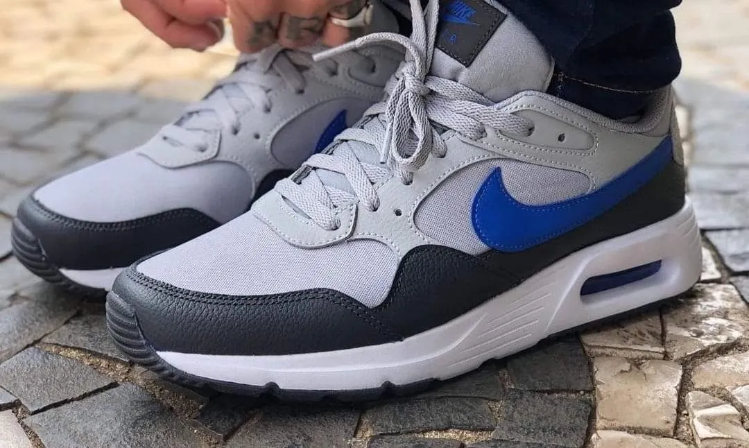 Кроссовки от Nike разрывают Joom. В российских магазинах они стоят гораздо дороже