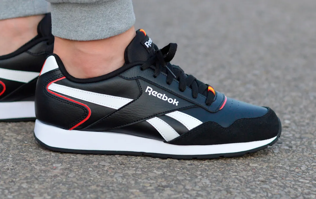 Кроссовки от Reebok покорили Lamoda. Эти модели стоят очень дешево