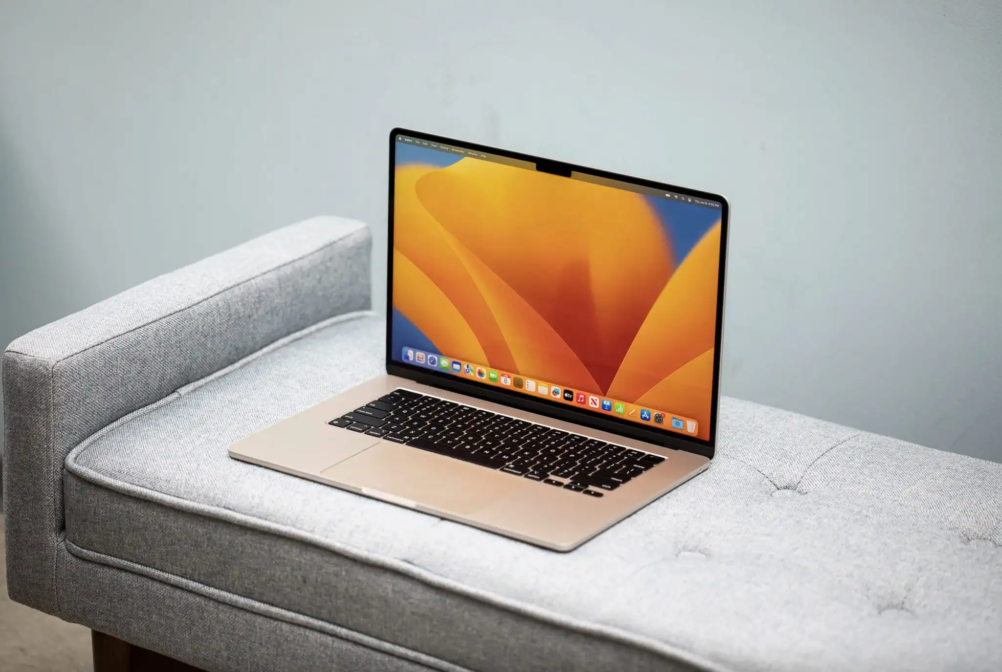 MacBook Air на 15 дюймов изучили журналисты. Его называют почти идеальным, а минусов очень мало