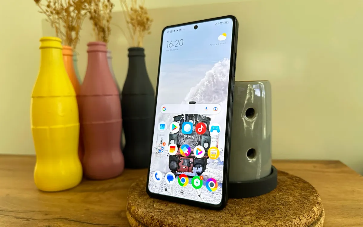 Лучший середняк Xiaomi Poco отдают со скидкой. Сбалансированный вариант за адекватные деньги