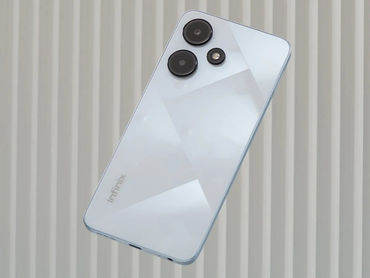 Об этом ультрабюджетнике никто не знает, а зря. NFC и экран на 90 Гц в смартфоне за 8 тысяч рублей
