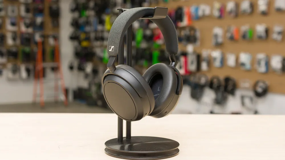6 крутых полноразмерных наушников на любой бюджет. От хитовых JBL до аудиофильских Sennheiser