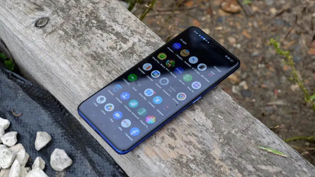 Этот Realme — один из самых удачных смартфонов бренда. Забираем хит с жирной скидкой