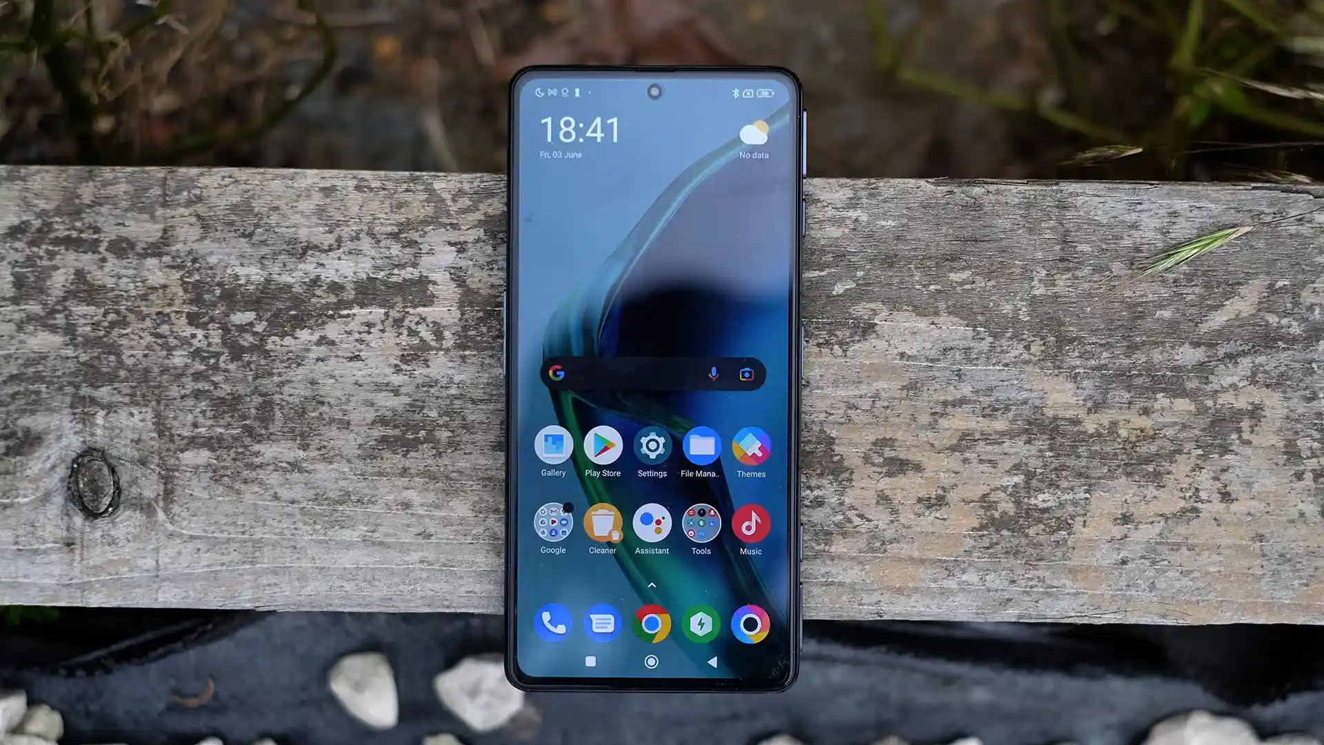 Забытый хит Xiaomi Poco внезапно подешевел. Его можно смело брать и в 2023 году