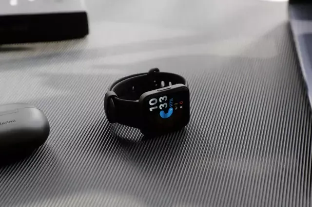 Об этих смарт-часах Xiaomi Poco все забыли, а зря. Они окончательно обесценились в России