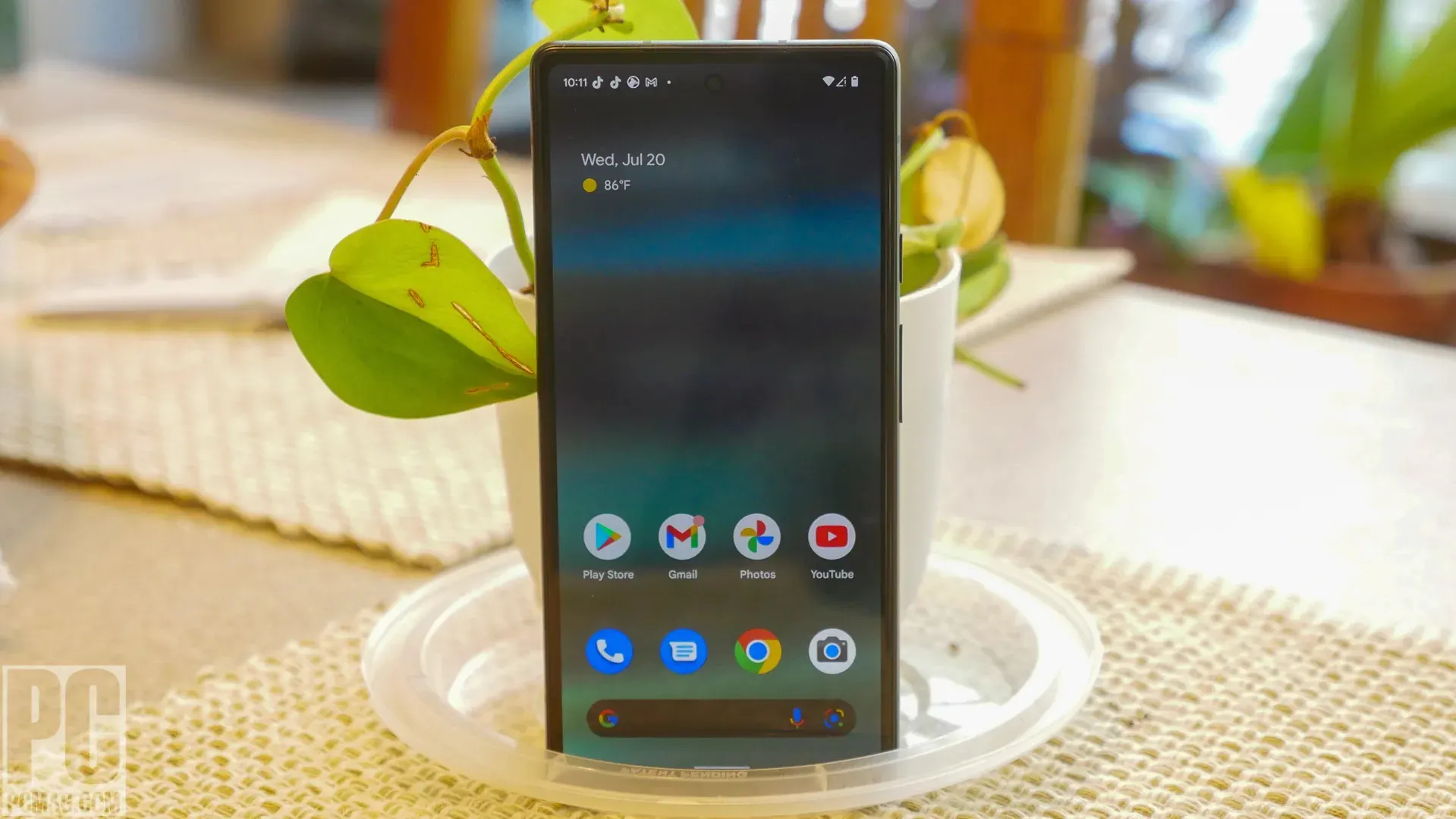 Этот Google Pixel — самый выгодный смартфон бренда. Его можно смело брать и в 2023 году