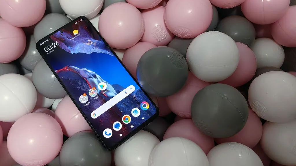 Главный флагман Xiaomi Poco отдают с жирной скидкой. У него практически нет недостатков