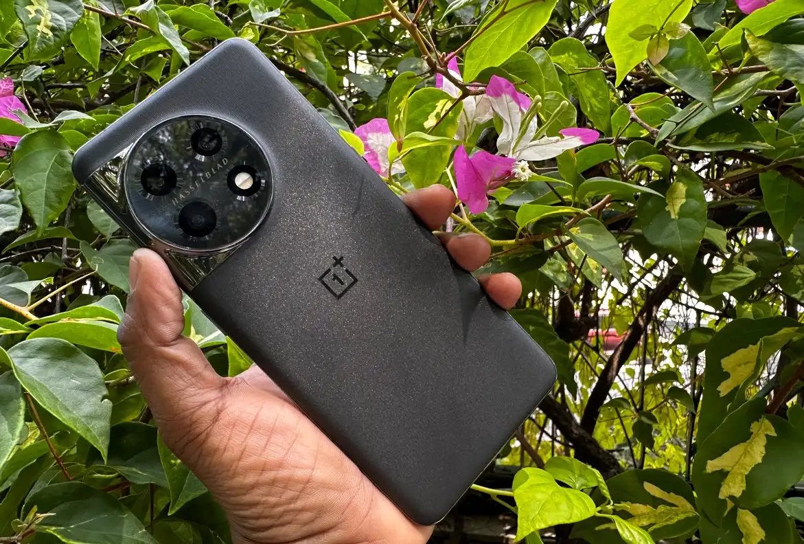 Про этот OnePlus все забыли, а зря. Один из самых сбалансированных флагманов на рынке