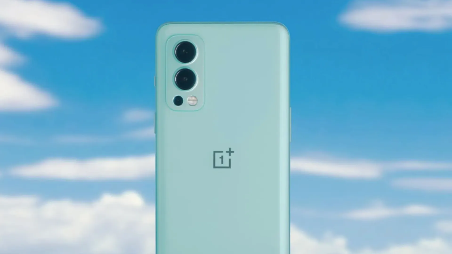 Новый хит OnePlus появился на Али. На распродаже девайс отдают по отличной цене