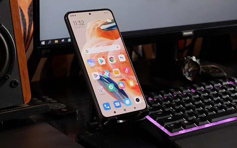 Секретный хит Xiaomi Redmi сливают за бесценок. У него крутой экран, 108-мегапиксельная камера и сверхбыстрая зарядка