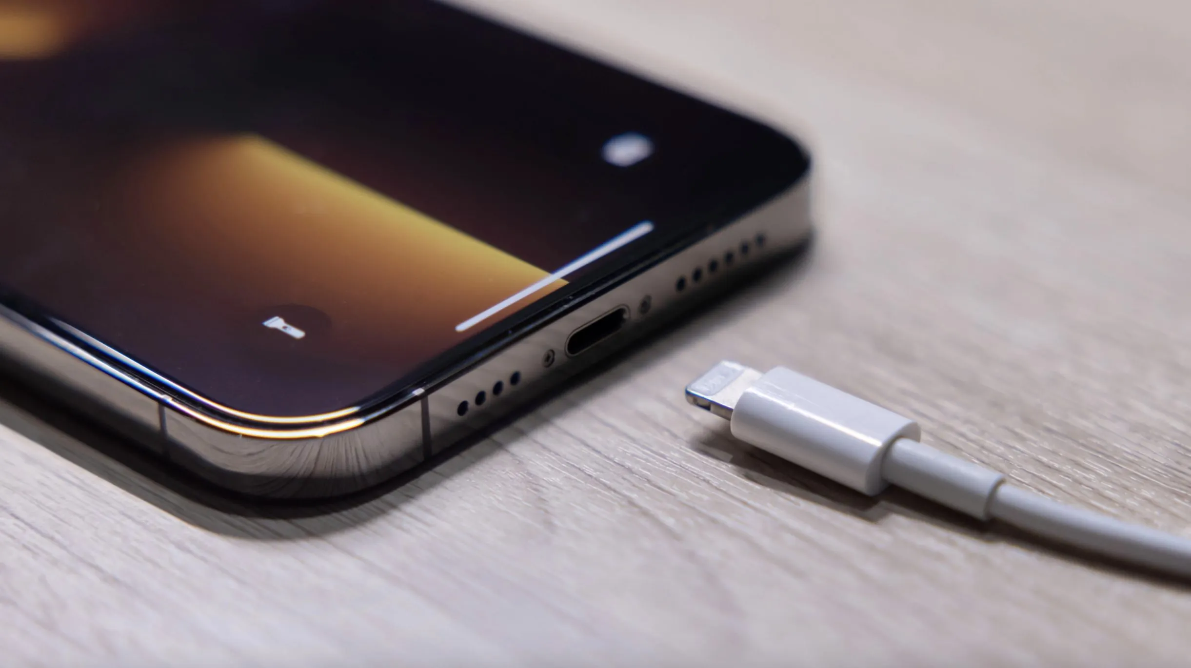 Как максимально сэкономить заряд iPhone? Включаем режим суперэнергосбережения
